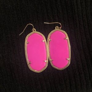 Elle drop kendra Scott earrings